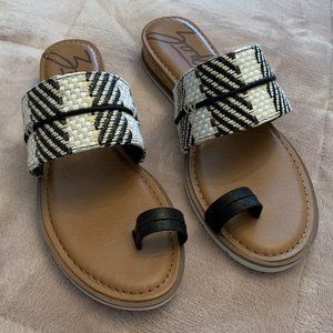 NEW Sandals by Zodiac